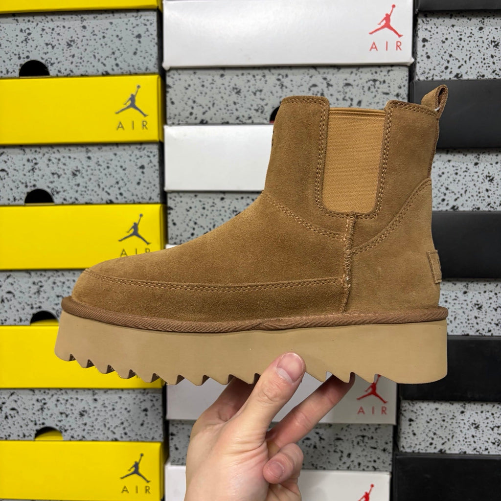 UGG Chelsea Platform Ankle Boot – Women’s Suede Boot with Elastic Gusset & Lug Sole in Chestnut