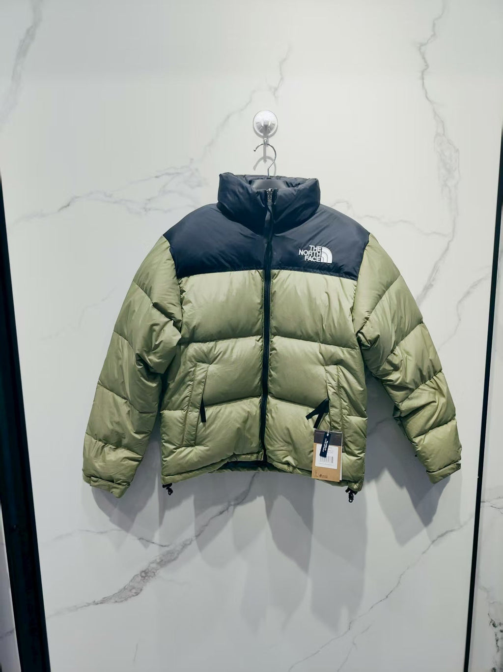 NORTH FACE PUFFER