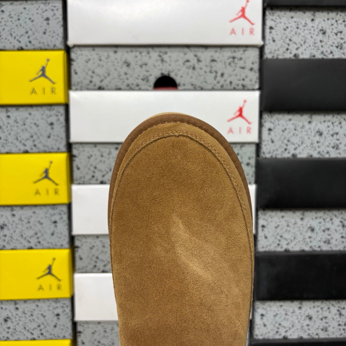 UGG Chelsea Platform Ankle Boot – Women’s Suede Boot with Elastic Gusset & Lug Sole in Chestnut