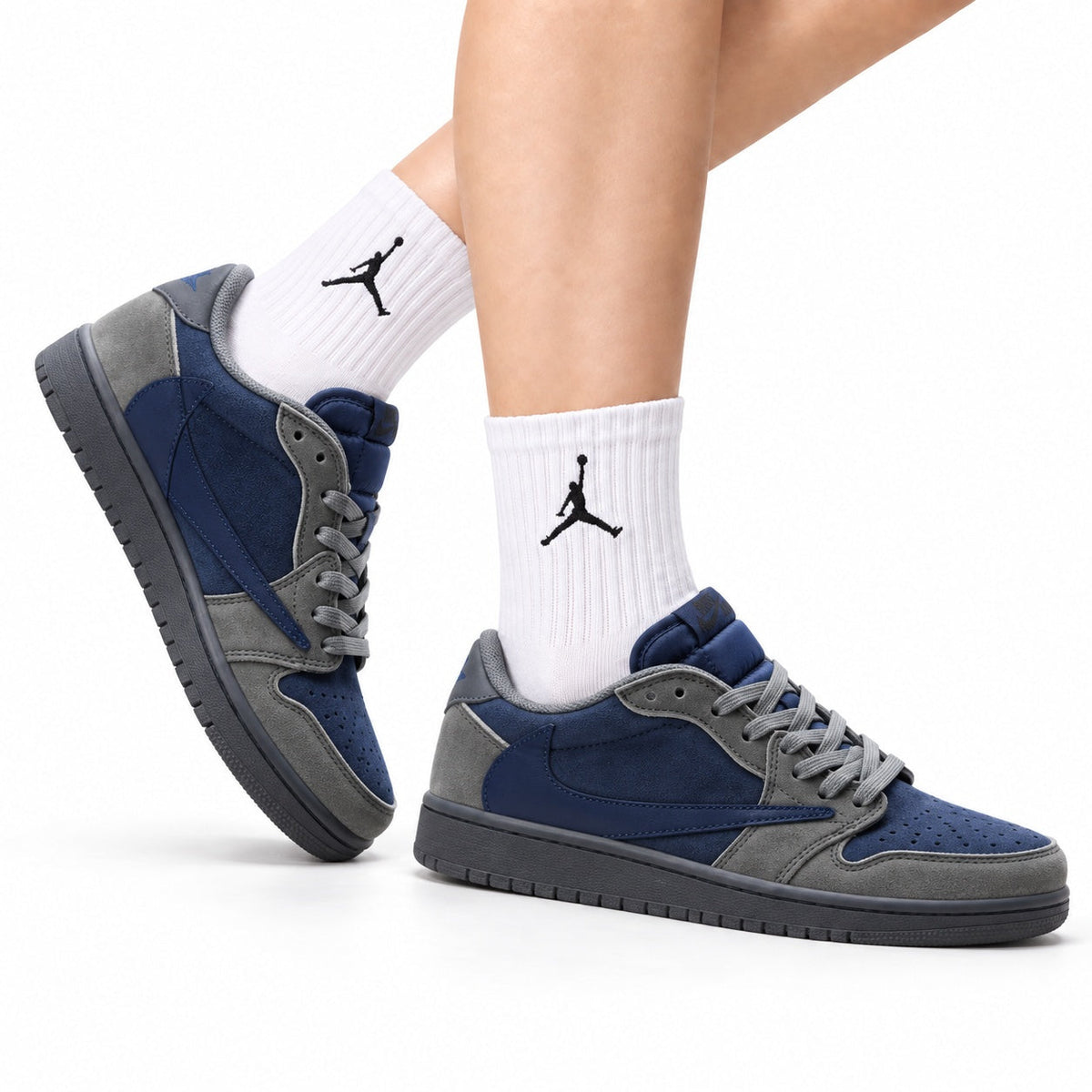Nike Low-Top Sneakers Navy Gray Unisex Style 24