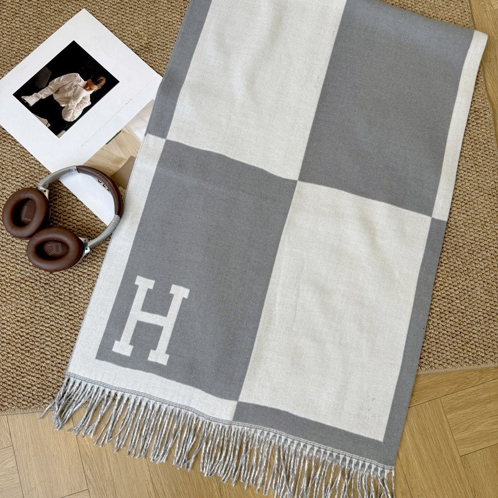 Hermes Fringed Color-Block Letter-Motif Scarf