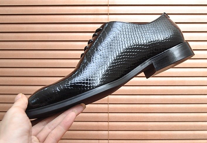 Ferragamo Black Textured Lace-Up Dress Shoes