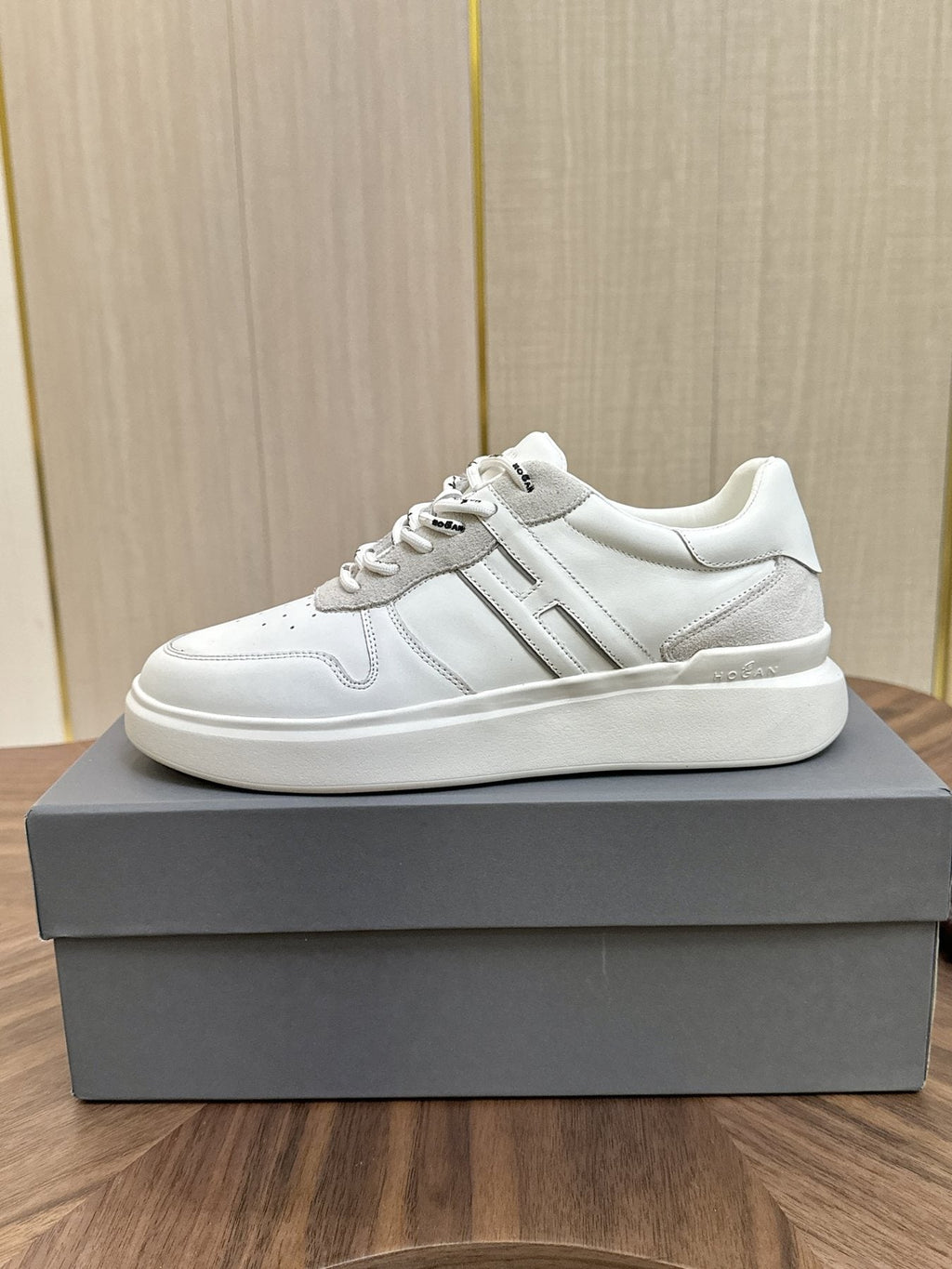 Hogan H580 Color-Block Low-Top Sneakers
